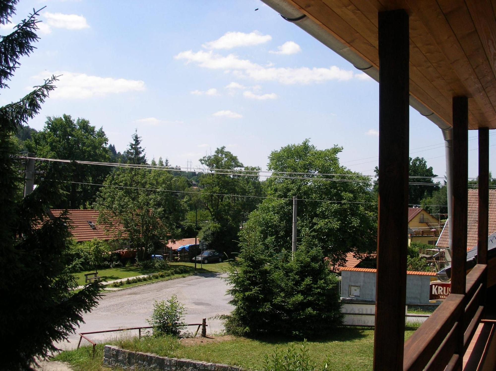 U Certa Hotell Čerčany Eksteriør bilde
